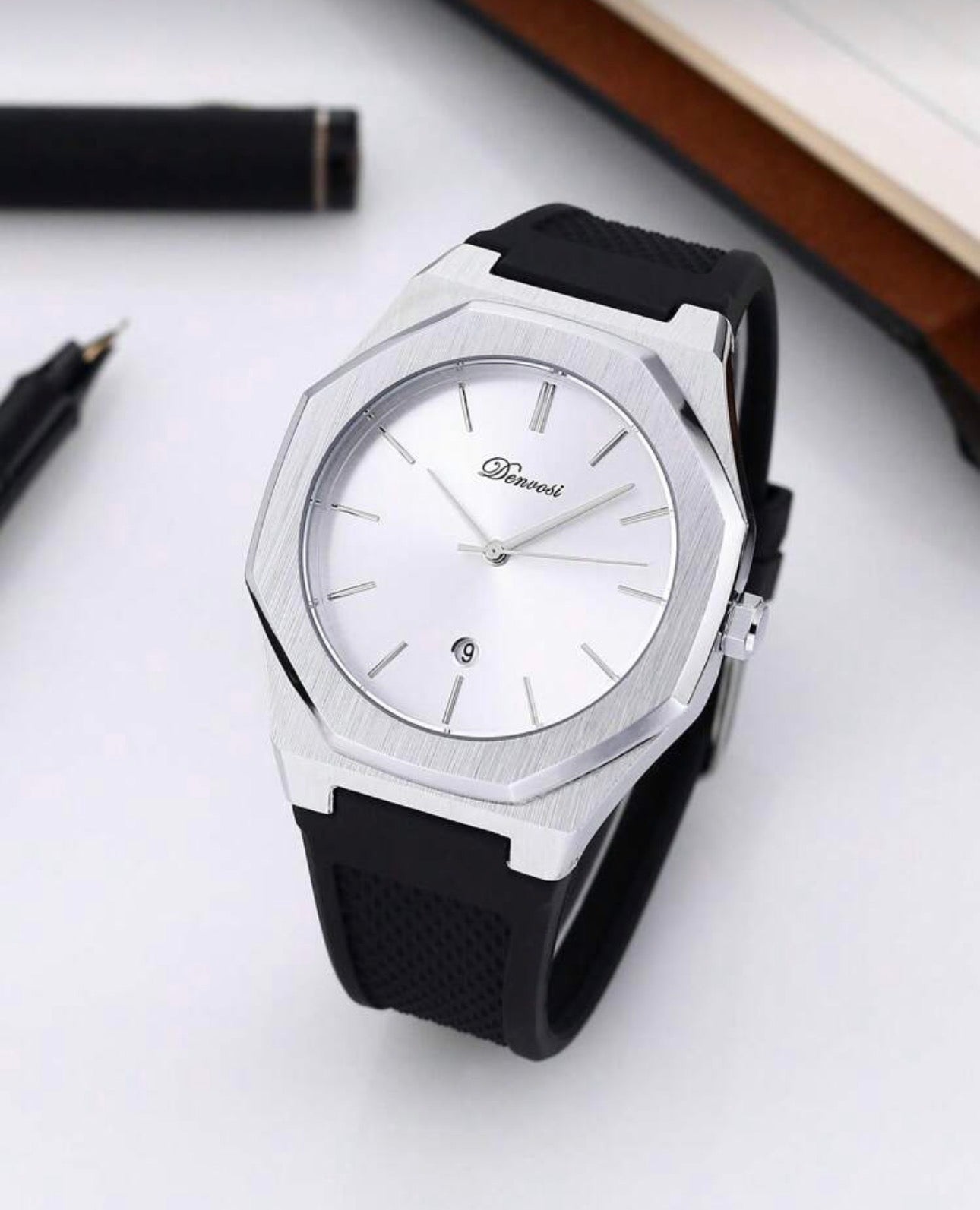 Men’s Silver & Black Modern Quartz Wrist Watch