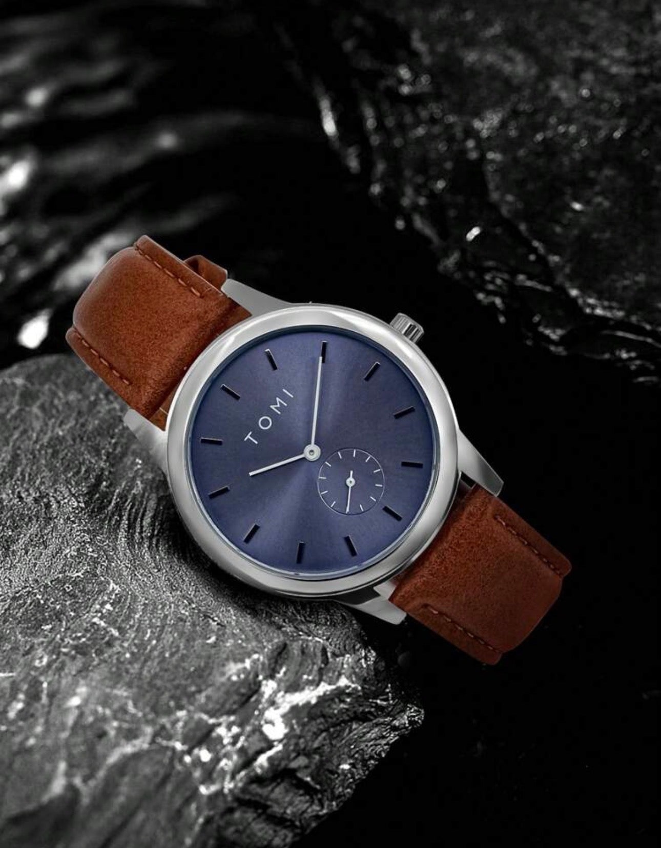 Men’s Tan, Blue & Silver Luxury Wrist Watch