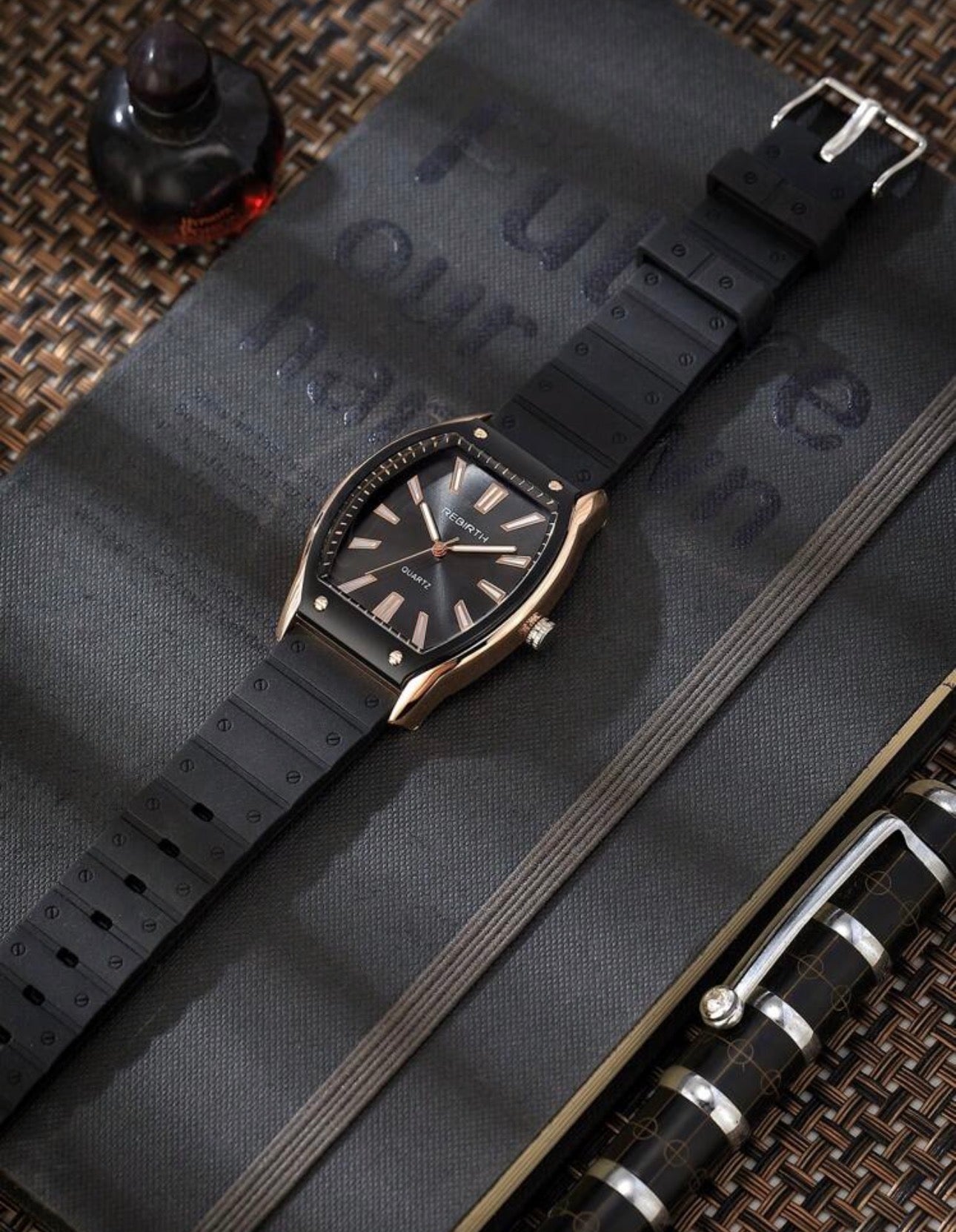 Ladies Gold & Black Luxury Wrist Watch